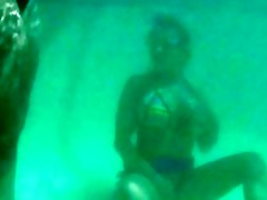 underwater swimming lesson
